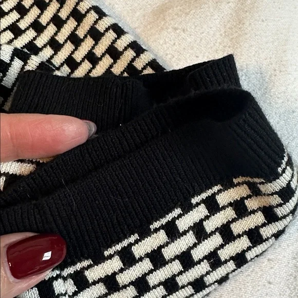 RW&Co cardigan - Picture 11 of 11